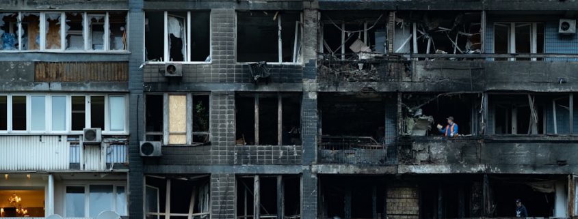 emergency balconies in aloha, or