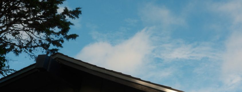 professional roof inspection on a residential home - what happens during a professional roof inspection